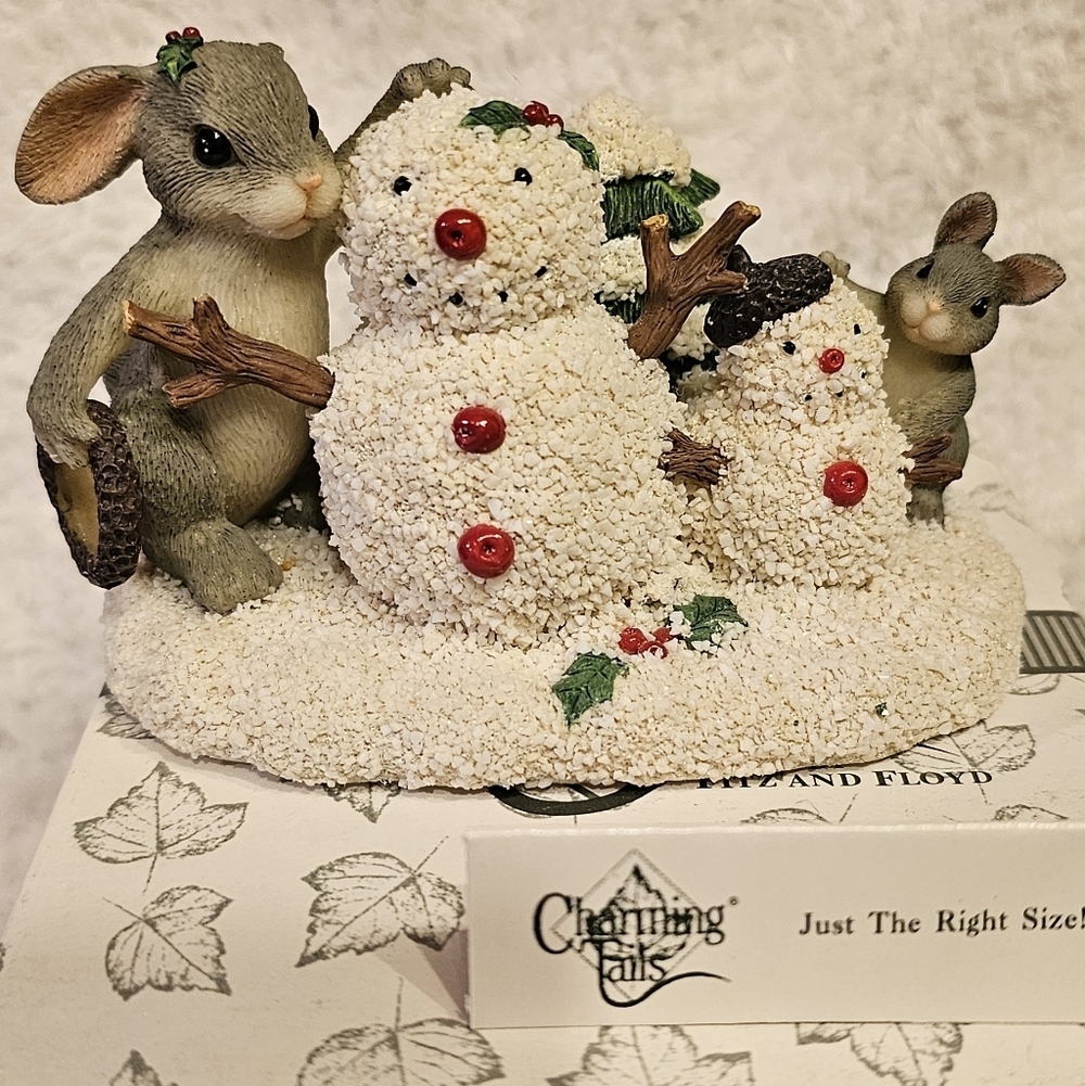 Charming Tails Figurine Just The Right Size Retired Limited